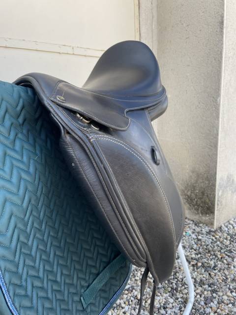 Sella da dressage   17.5" - 2016