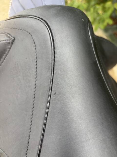Sella da dressage Devoucoux  18.5" - 2024