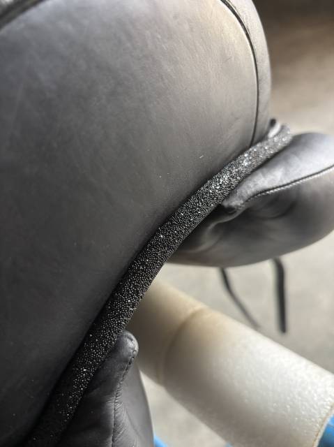 Sella da dressage Devoucoux  18.5" - 2024