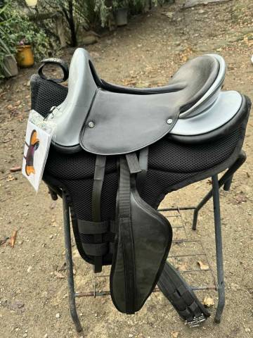 Sella da endurance  HBA 17" - 2023