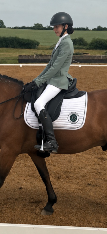 Sella da dressage Forestier  16" - 2024