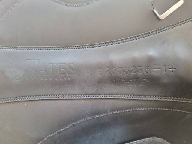 Sella da dressage Bates  17.5" - 2026