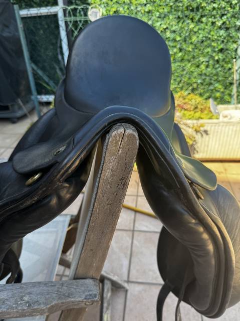 Sella da dressage  HENNIG 17.5" - 2005