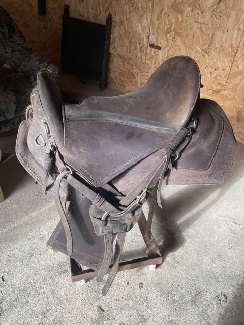 Sella western Fouganza  17" - 2020