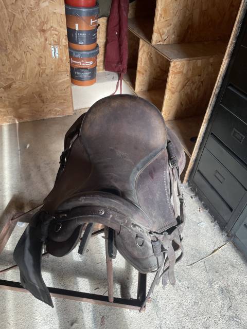 Sella western Fouganza  17" - 2020