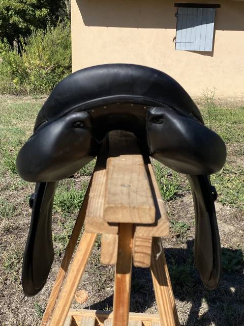 Sella da salto ostacoli Forestier  17.5" - 2023