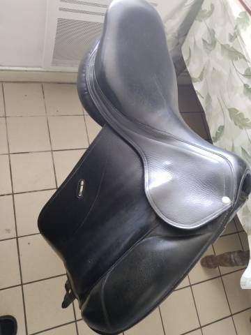 Sella da dressage Forestier ? 17.5" - 2007