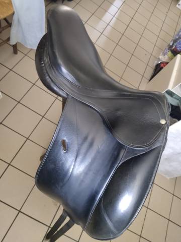 Sella da dressage Forestier ? 17.5" - 2007