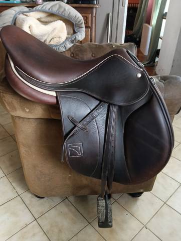Sella mista Childeric  17.5" - 2024