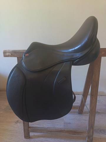 Sella mista GFS  17" - 2022