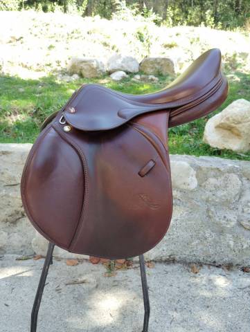 Sella da salto ostacoli Prestige Italia Meredith 17" - 2009