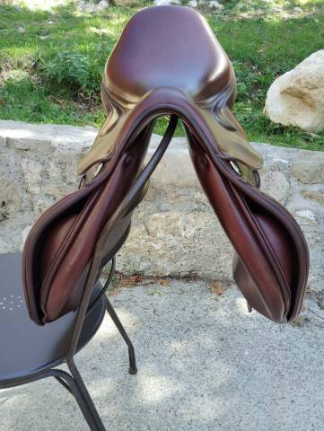 Sella da salto ostacoli Prestige Italia Meredith 17" - 2009