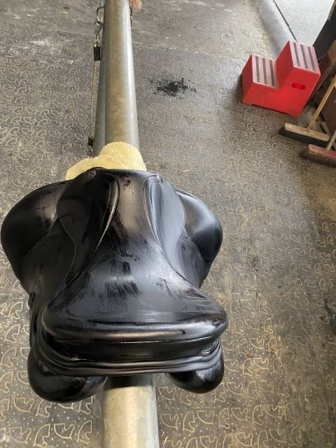 Sella da dressage Erreplus Adelinde  18" - 2020