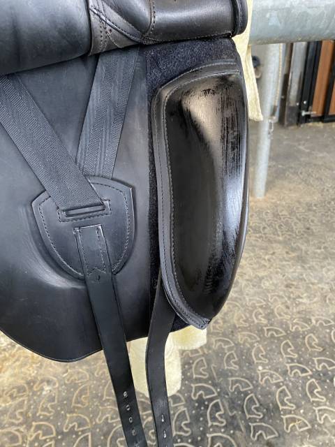 Sella da dressage Erreplus Adelinde  18" - 2020