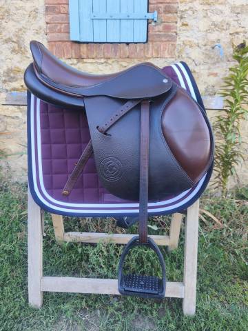 Sella da salto ostacoli Forestier  16" - 2018