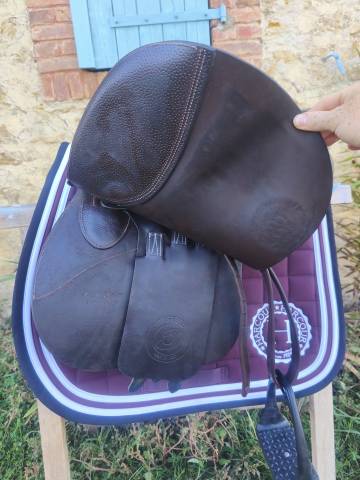 Sella da salto ostacoli Forestier  16" - 2018
