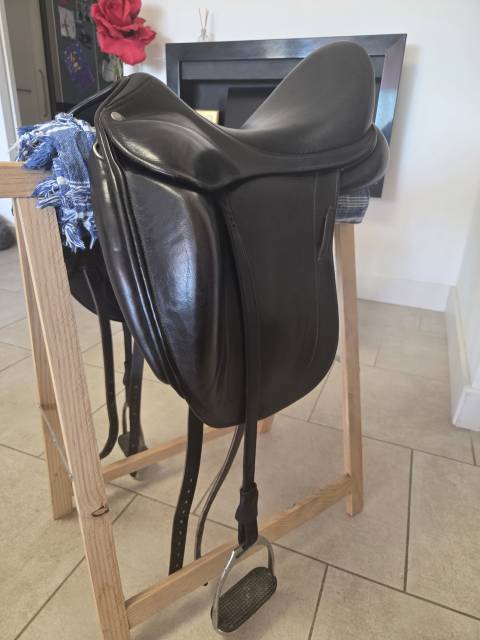 Sella da dressage Childeric  17" - 2008