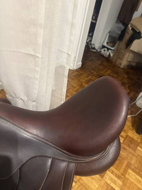 Sella da dressage Antar&egrave;s  17.5" - 2020
