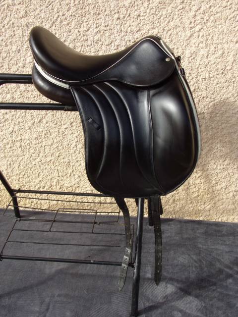 Sella da dressage Devoucoux  17" - 2014