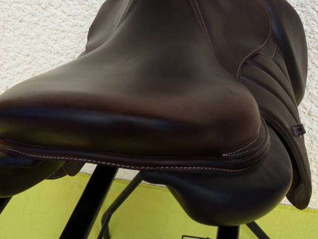 Sella da salto ostacoli Forestier  17" - 2024