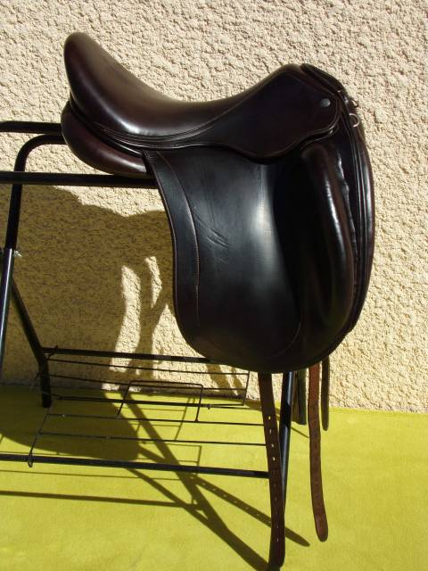 Sella da dressage Childeric  18" - 2016