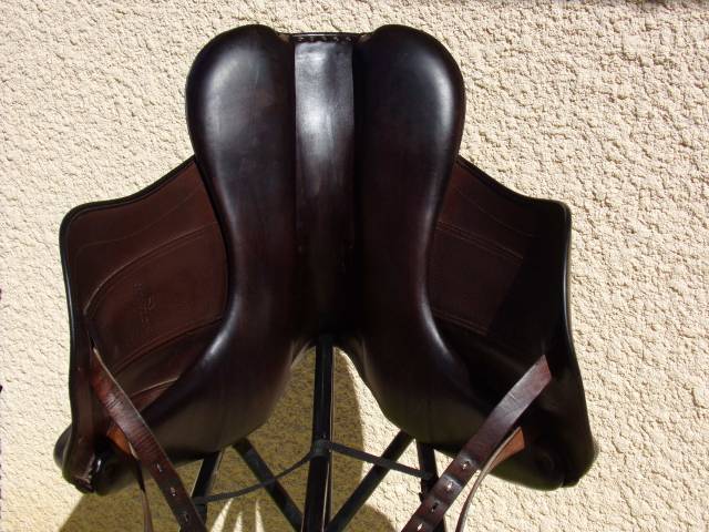Sella da dressage Childeric  18" - 2016