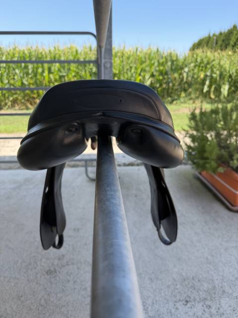 Sella equipe jump emporio