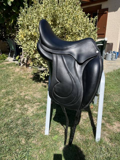 Sella da dressage Antar&egrave;s  17" - 2020