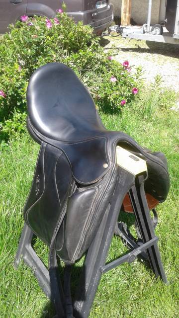 Sella da dressage Belloir  18" - 2010