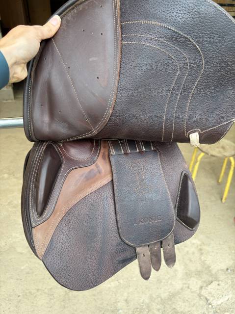 Sella da salto ostacoli Ikonic  16.5" - 2022