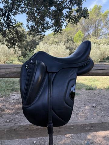 Sella da dressage Antar&egrave;s  17.5" - 2018