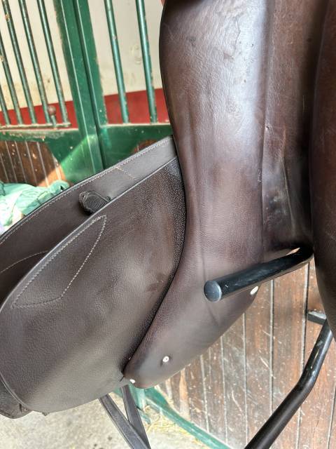 Sella da salto ostacoli Henri de Rivel Advantage 18" - 2023