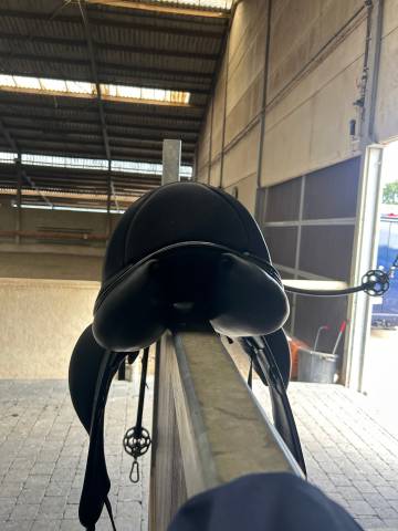 Sella da dressage Prestige Italia  18" - 2025