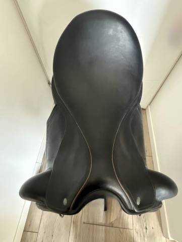 Sella da dressage Childeric  17.5" - 2018