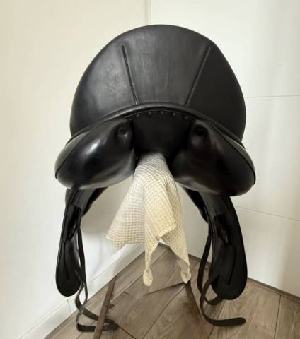 Sella da dressage Childeric  17.5" - 2018