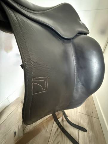 Sella da dressage Childeric  17.5" - 2018