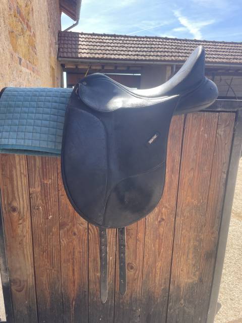 Sella da dressage Wintec  17.5" - 2016