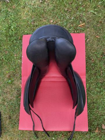 Sella da dressage Euroriding Diamant 16.5" - 2020