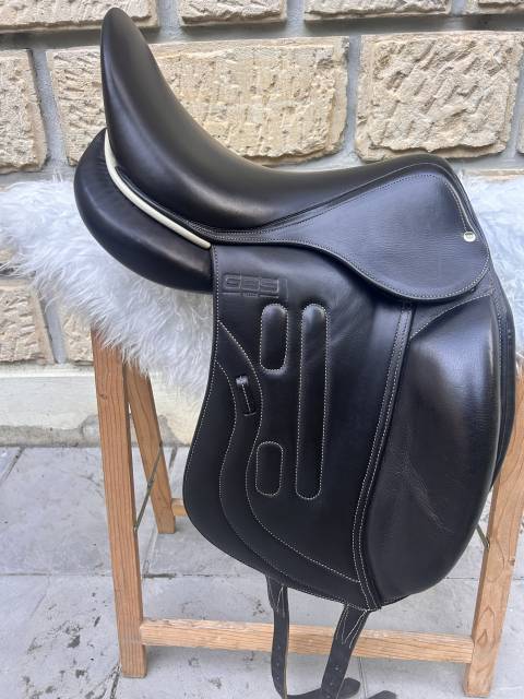 Sella da dressage GBS  17" - 2025