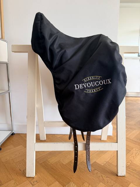 Sella da dressage Devoucoux  18" - 2017