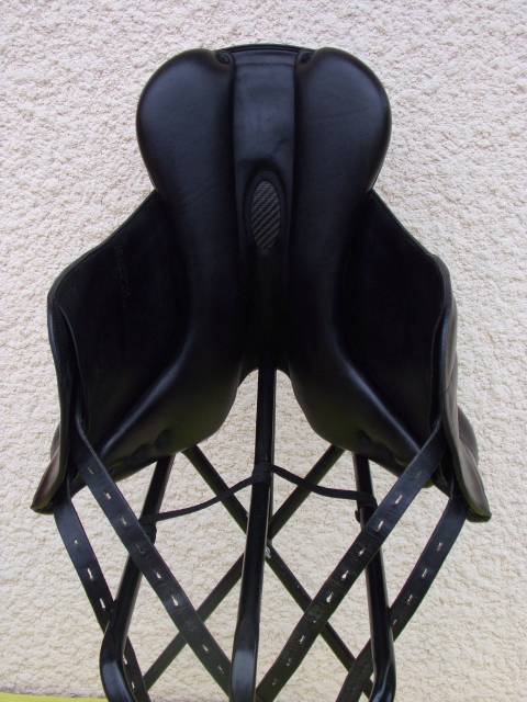 Sella da dressage Equipe  18" - 2019