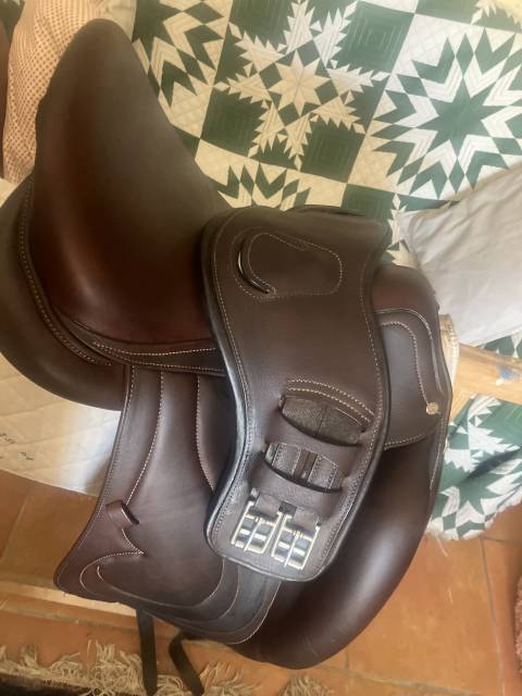 Sella da dressage Antar&egrave;s  17.5" - 2021