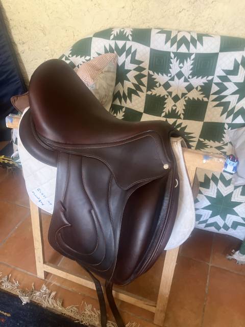 Sella da dressage Antar&egrave;s  17.5" - 2021
