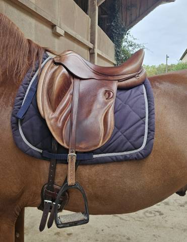 Sella da dressage Darroze GT dressage  17" - 2023