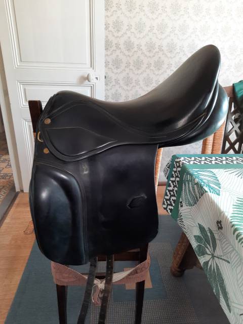 Sella da dressage Henri de Rivel  17.5" - 2006