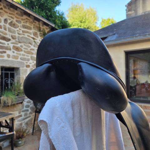 Sella da dressage Jean-Luc Maurel  18" - 2024