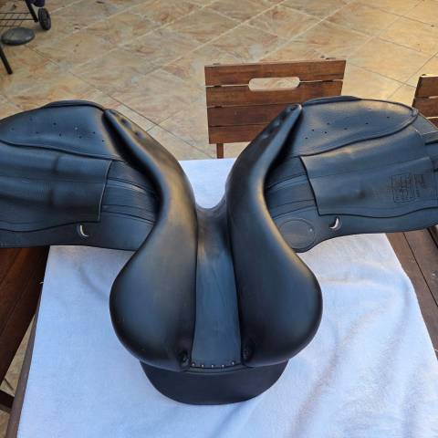 Sella da dressage Jean-Luc Maurel  18" - 2024