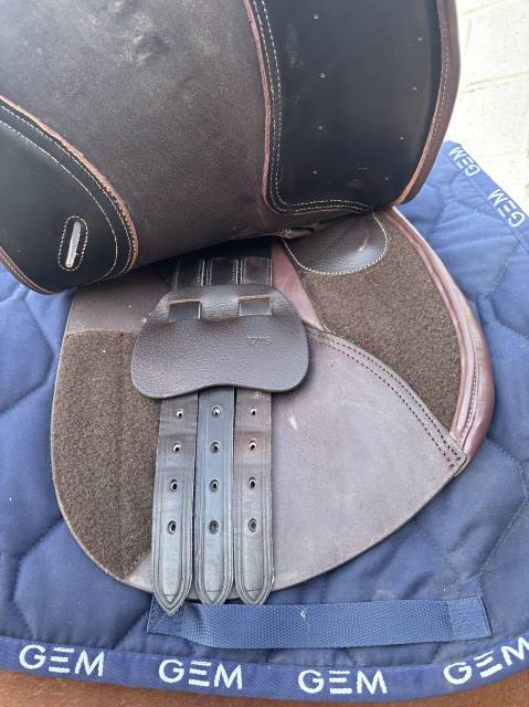 Sella mista Fouganza  17.5" - 2024