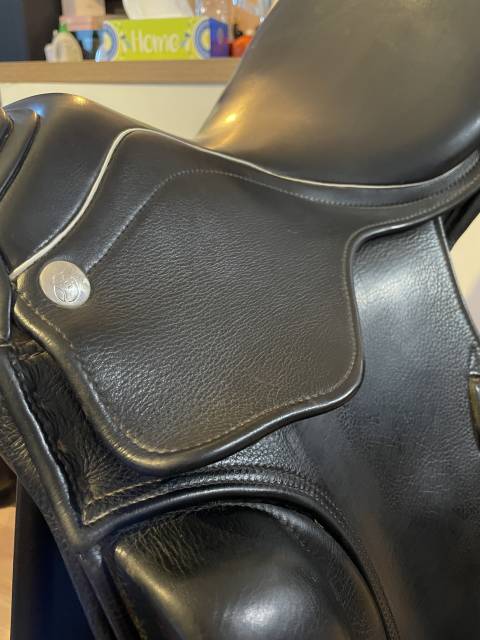 Sella da dressage Zaldi  17" - 2019