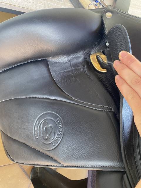 Sella da dressage Forestier  17.5" - 2022